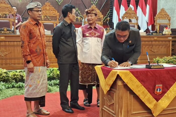 DPRD Karangasem Sepakati 4 Ranperda Disahkan Jadi&nbsp;Perda