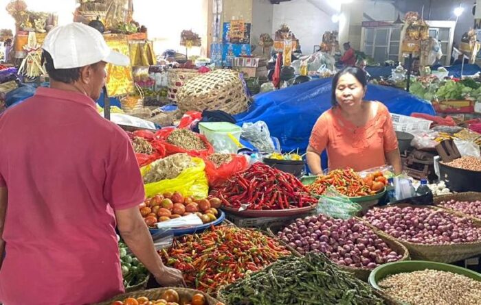 Pasokan Menipis, Picu Naiknya Harga Cabai di&nbsp;Karangasem