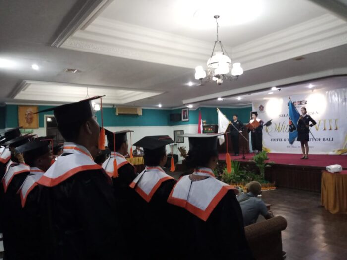 Wisuda ke VIII LPKS Hotel & Hospitality Of Bali: Diharapkan Mampu Meningkatkan Kompetensi Calon&nbsp;Pekerja